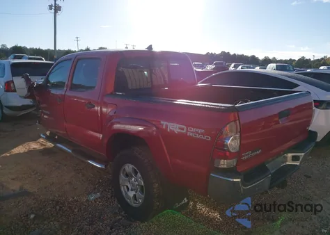 2015 Toyota Tacoma Base V6 из США, поврежденный, VIN 3TMLU4EN0FM174847